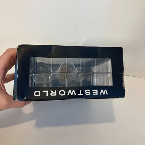 New Diamond Select Toys Westworld Outlaw Dolores 7" Action Figure 2019 - Picture 8 of 12